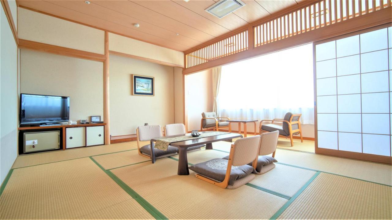Chres Hotell Kōchi Exteriör bild